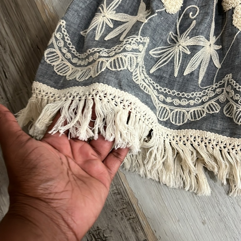 John Mark Boho Embroidered With Fringe Trim Tunic… - image 2